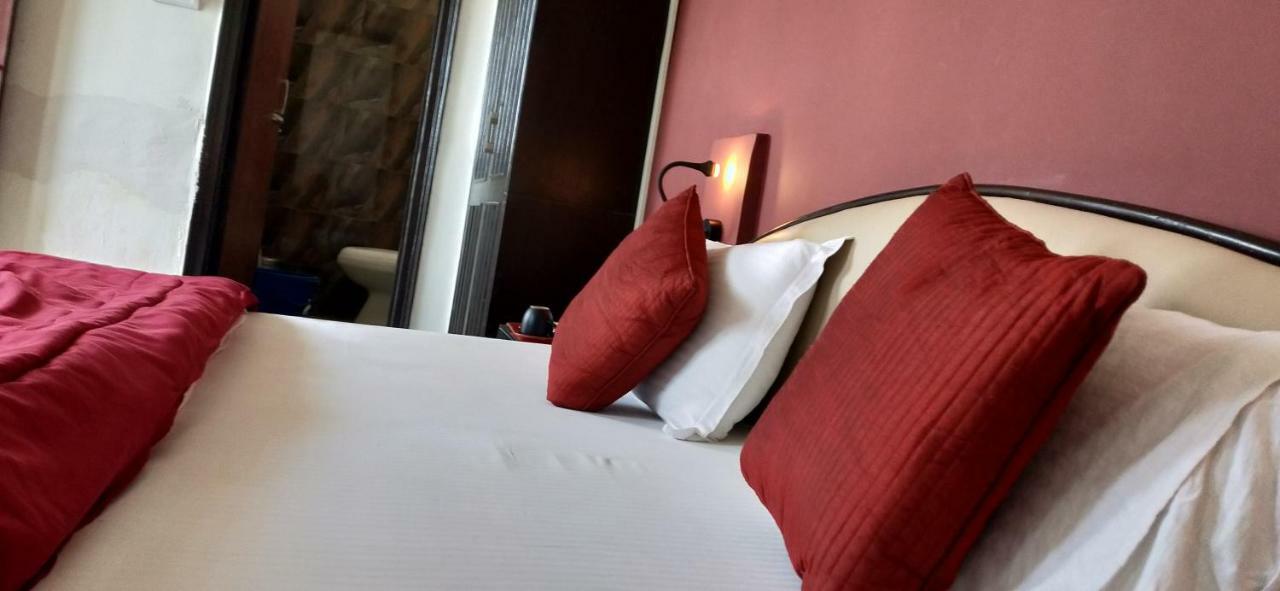 Joey'S Hostel Agra Agra  Εξωτερικό φωτογραφία